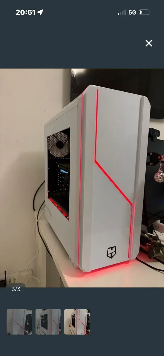 PC Gamer Blanco con Luces LED Rojas