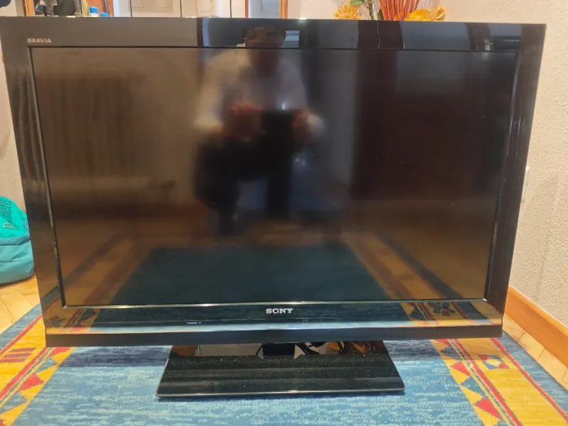 TV Sony Bravia 37 pulgadas KDL37W5500