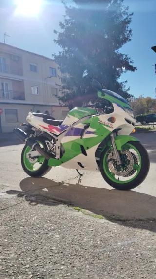 Kawasaki ZX6R 1995