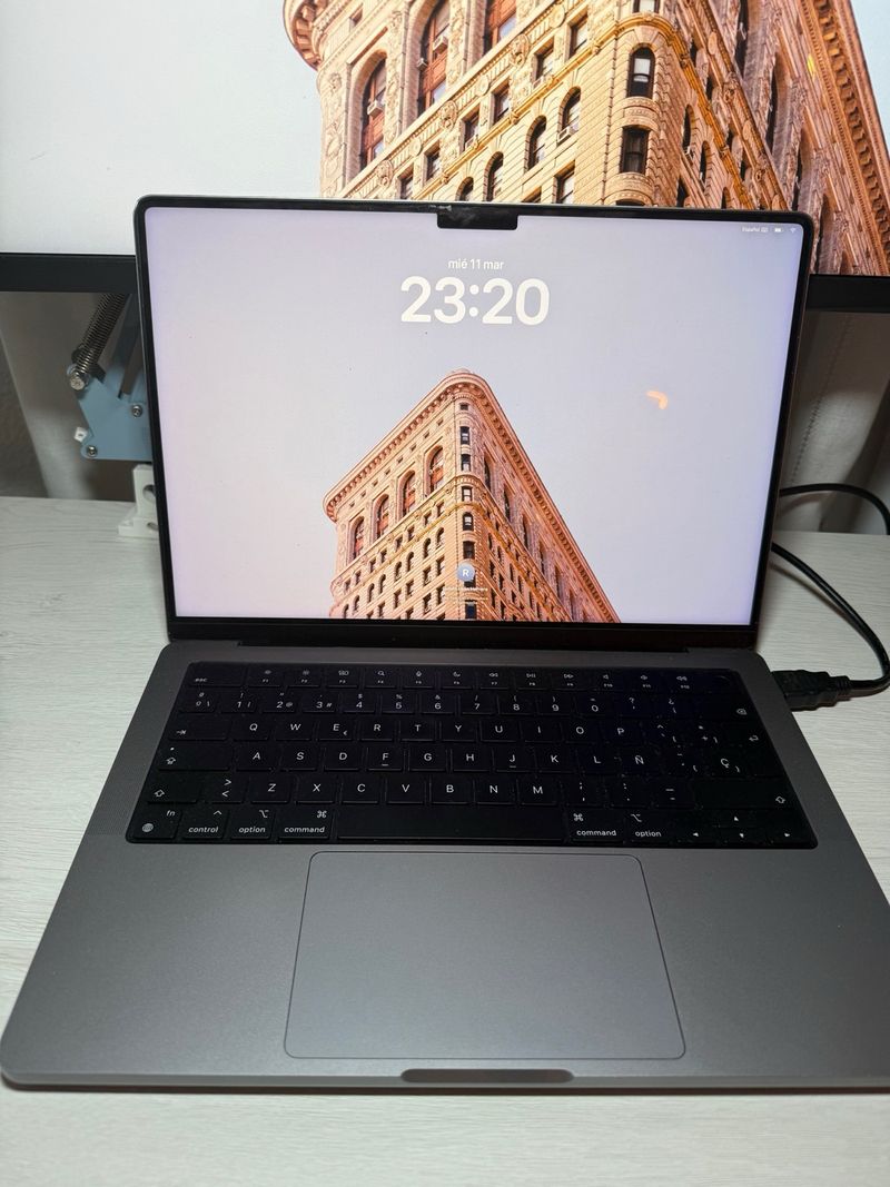 MacBook Pro M2 Pro 12c CPU 19c GPU 1TB