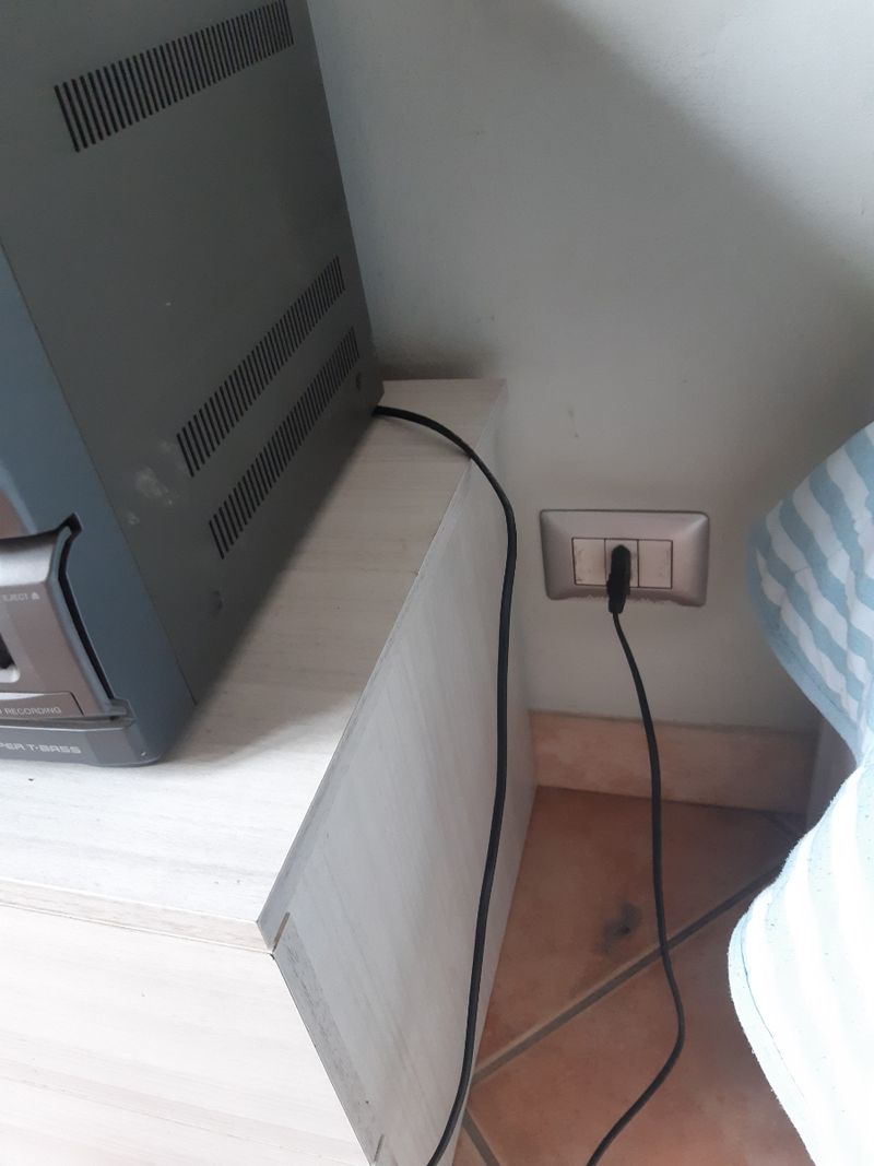 Estéreo con varias funciones incluyendo cassettes, CD y radio afbeelding 2