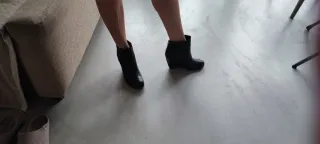 Botines de piel negras tacón talla 38.