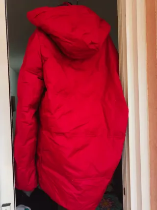 Cazadora de plumas invierno roja