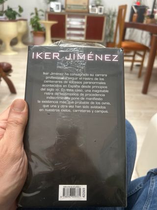 Encuentros. La historia de los ovni en España