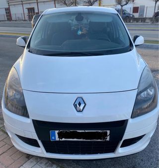 Renault Scenic 2011