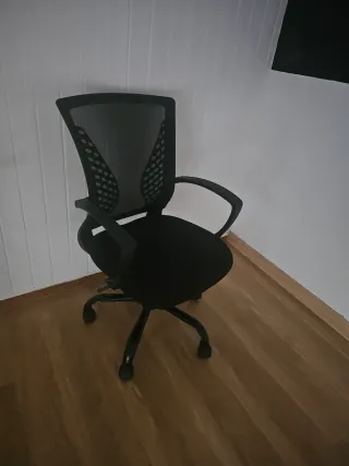 Silla de escritorio negra