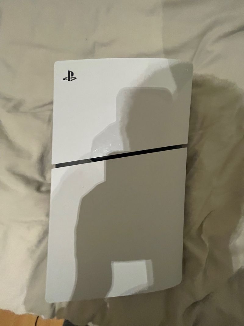 Ps5 + 1 Mando + cables correspondientes