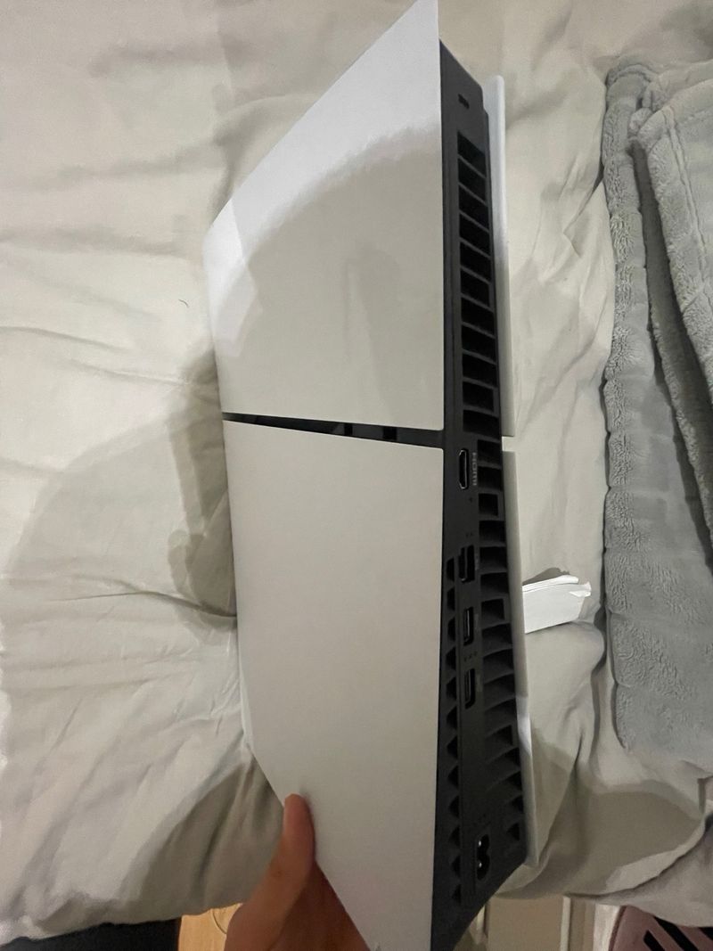 Ps5 + 1 Mando + cables correspondientes afbeelding 3