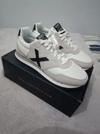 Munich Dash. Talla 42. Nuevas!