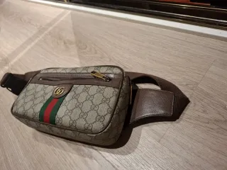 Borsa a spalla Gucci GG Supreme