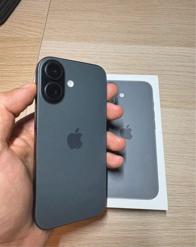 iPhone 16 negro afbeelding 3
