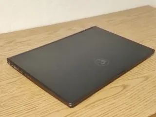 MSI Modern 14 A10RB | i7 | 16GB | 512GB | MX250