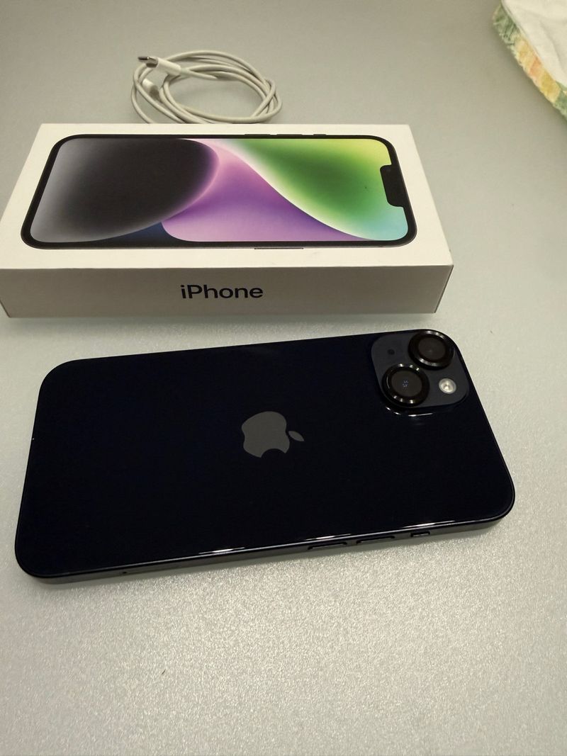 iPhone 14 Azul medianoche