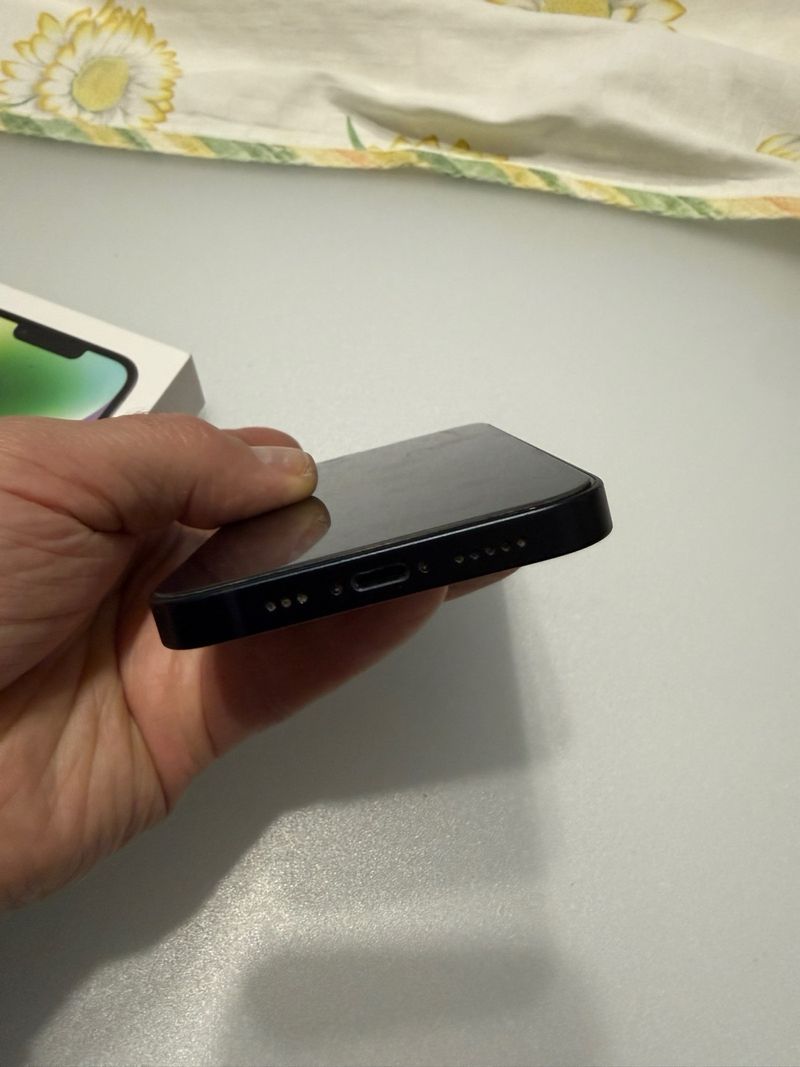 iPhone 14 Azul medianoche afbeelding 4