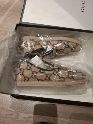 Mocasines Gucci Lana Beige
