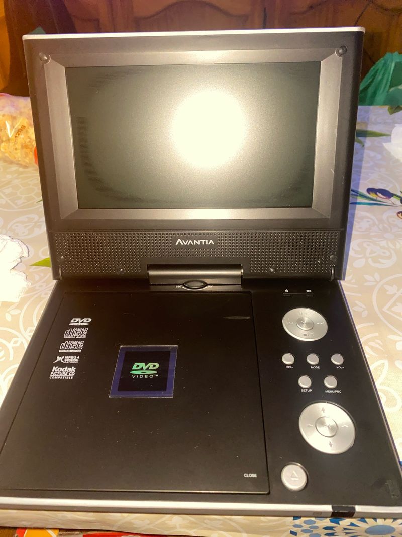 Reproductor DVD Avantia Portátil