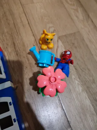 Lego Duplo Spiderman y Gwen Stacy
