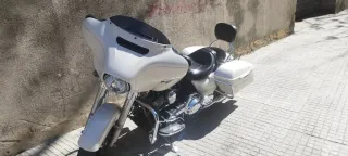 Harley Davidson Street Glide Blanca 25.000 KM