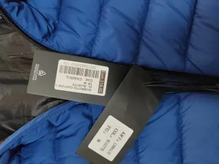 Piumino unisex CNC blu e nero