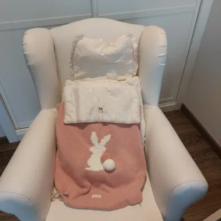 Saco capazo rosa con conejito