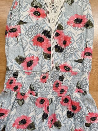 ABERCROMBIE & FITCH - Body Floral Encaje