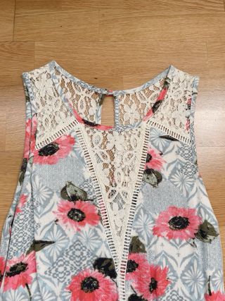 ABERCROMBIE & FITCH - Body Floral Encaje