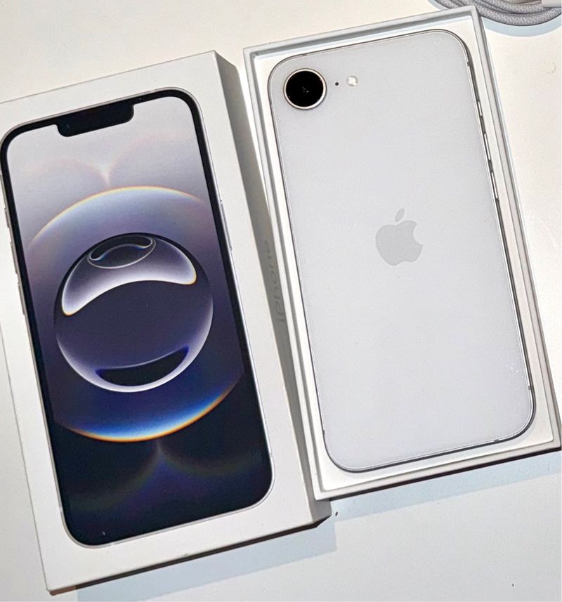 iPhone 16e 128gb