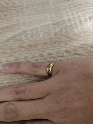 Anillo de oro