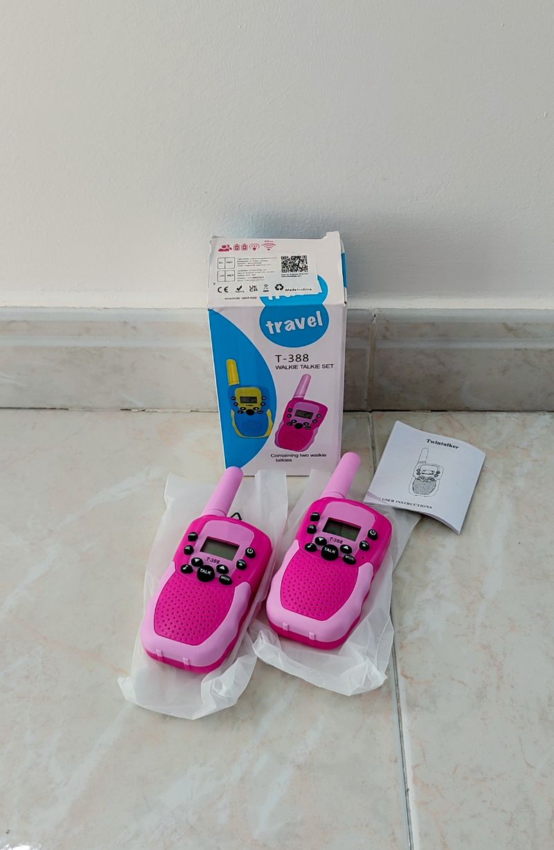 Conjunto de Walkie Talkies T-388 Rosa - Nuevos