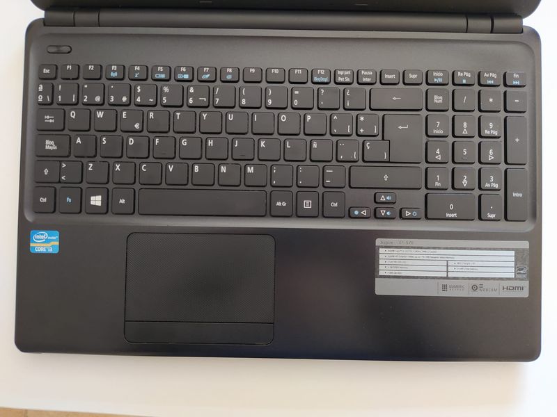 Portátil Acer ASPIRE E1-570 afbeelding 2