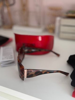 Gafas de sol Moschino Tortoise