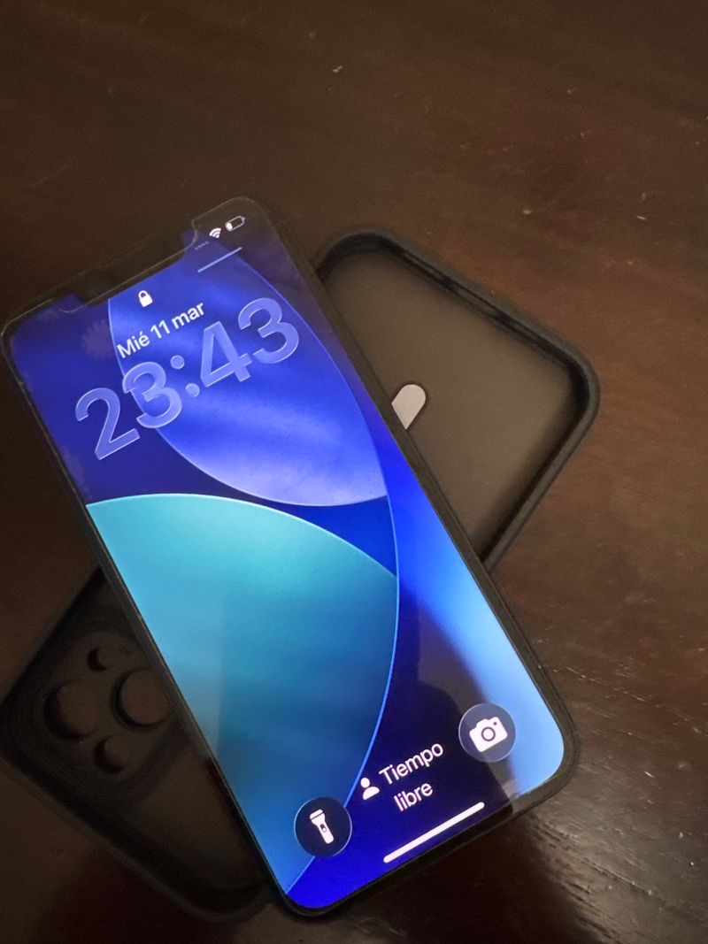 iPhone 13 128GB Azul