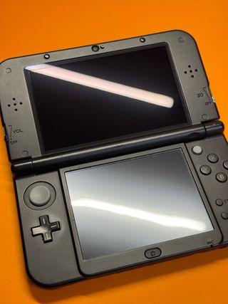 New Nintendo 3DS XL Edición Pokémon Sol y Luna