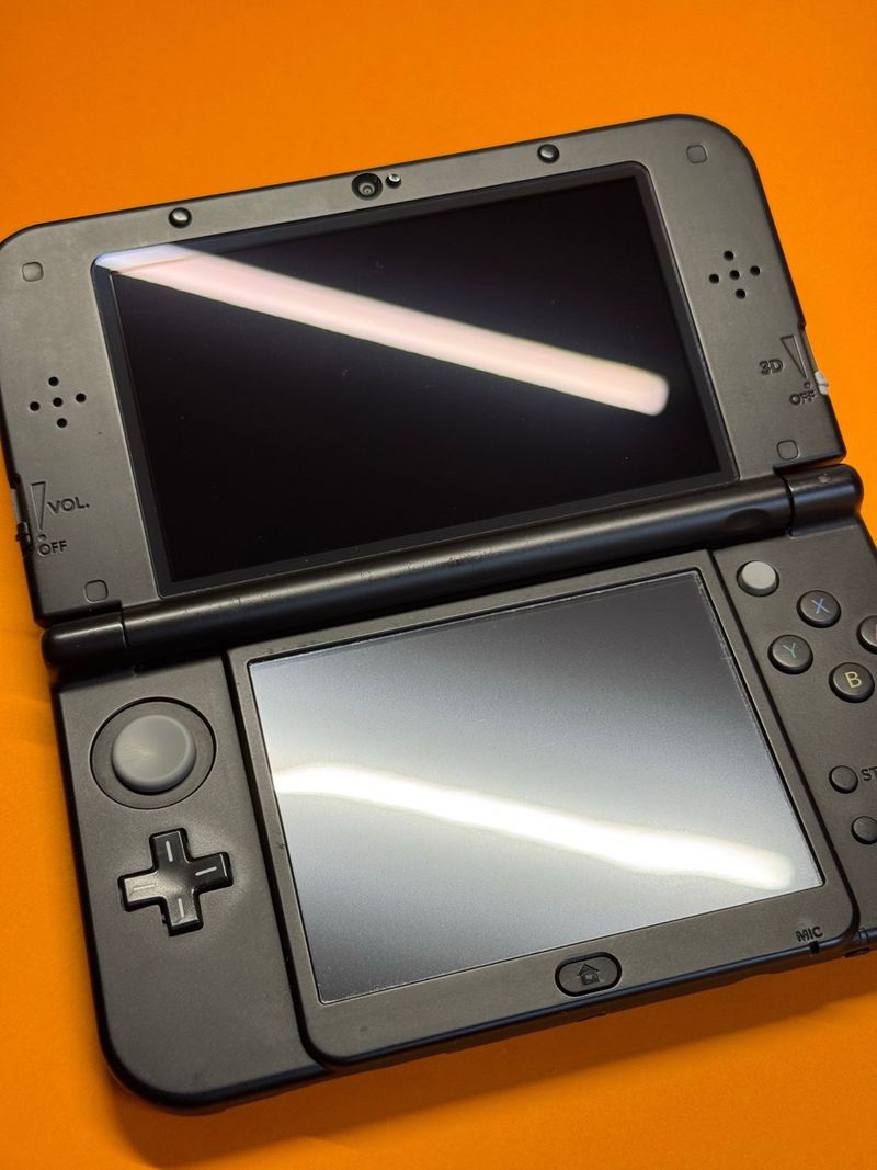 New Nintendo 3DS XL Edición Pokémon Sol y Luna afbeelding 7