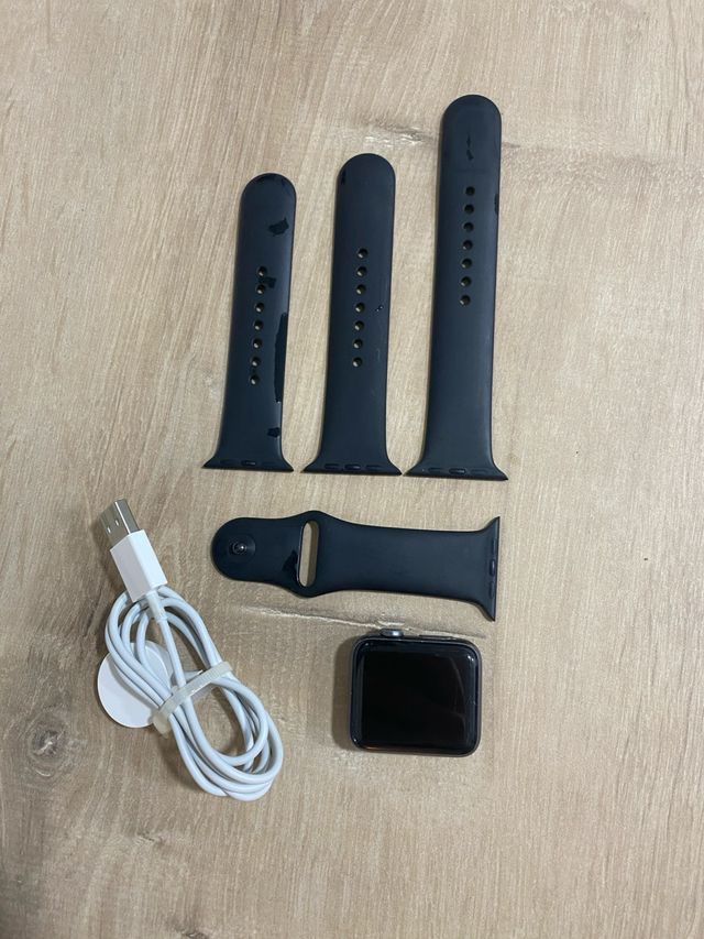 Apple Watch Series 2 Space Gray, 42mm.