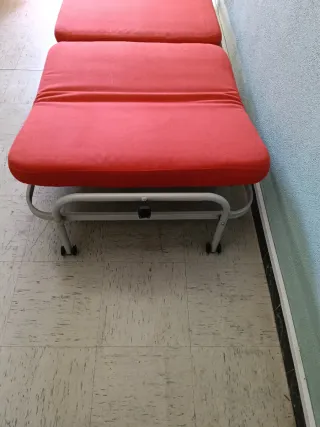 Cama Plegable Naranja y Gris