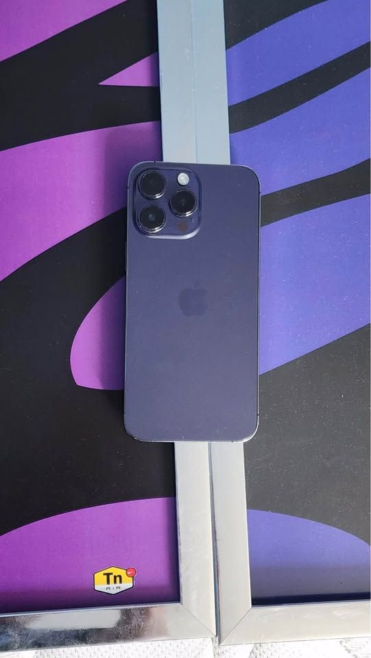 iPhone 14 Pro Max Morado/Plateado