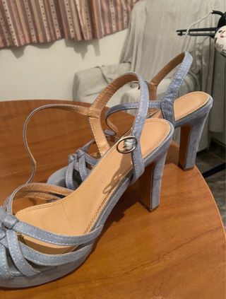 Sandalias de tacón azul talla 39