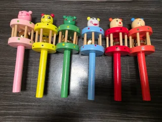 Sonajero cascabel madera animales