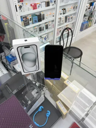 iPhone 15 Negro 128gb