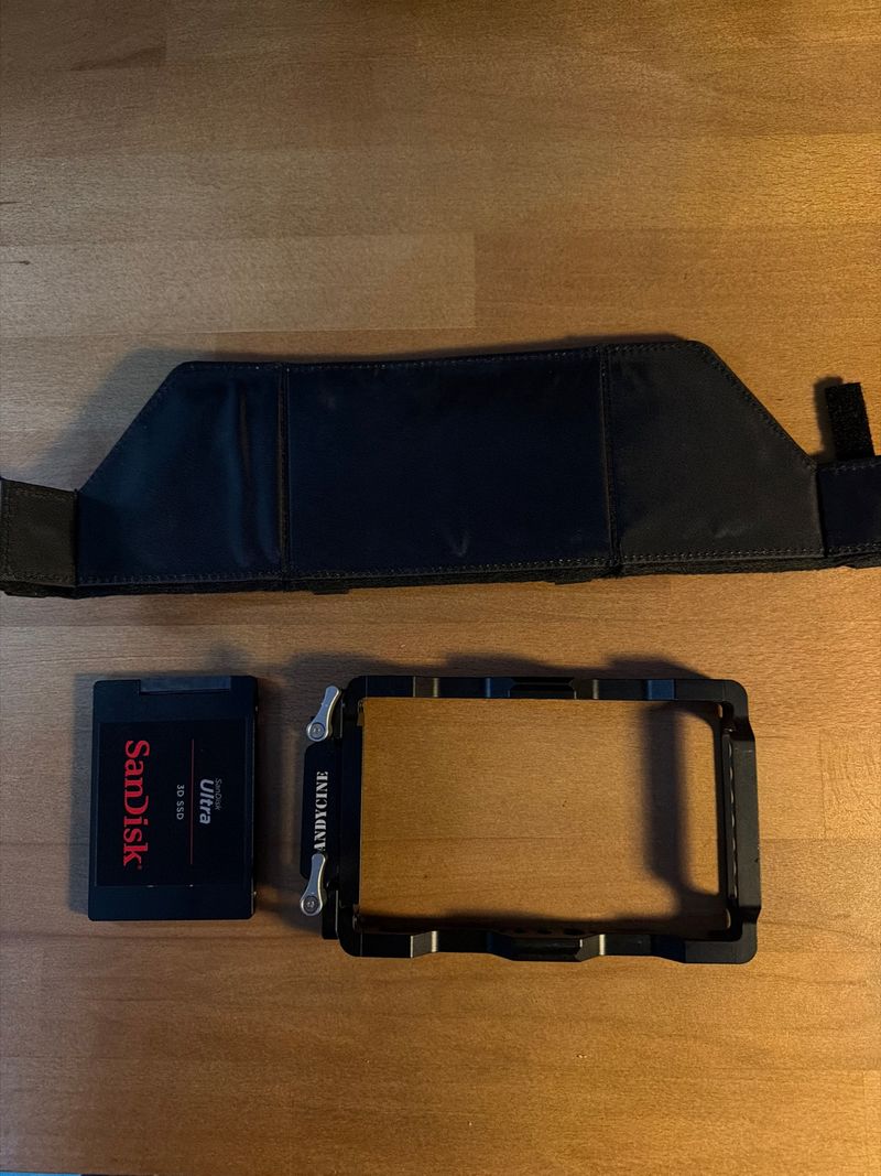 Jaula Atomos Ninja + SSD SanDisk 500GB