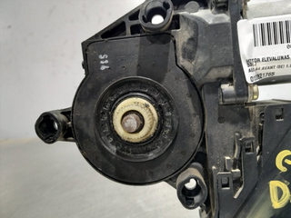 MOTOR ELEVALUNAS DELANTERO IZQUIERDO AUDI A4 AVAN