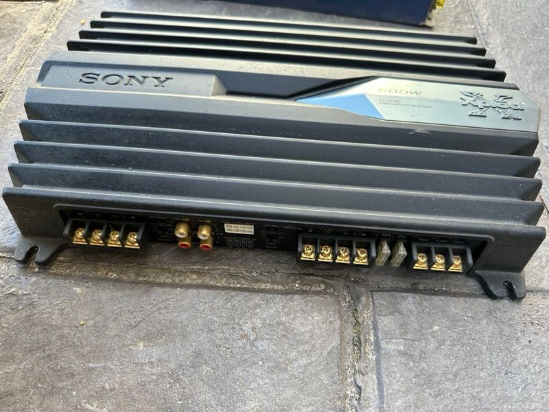 Sony 600W 4/3 Channel Amplifier afbeelding 2