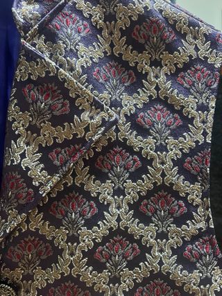 Saragüell Chaleco bordado morado y azul