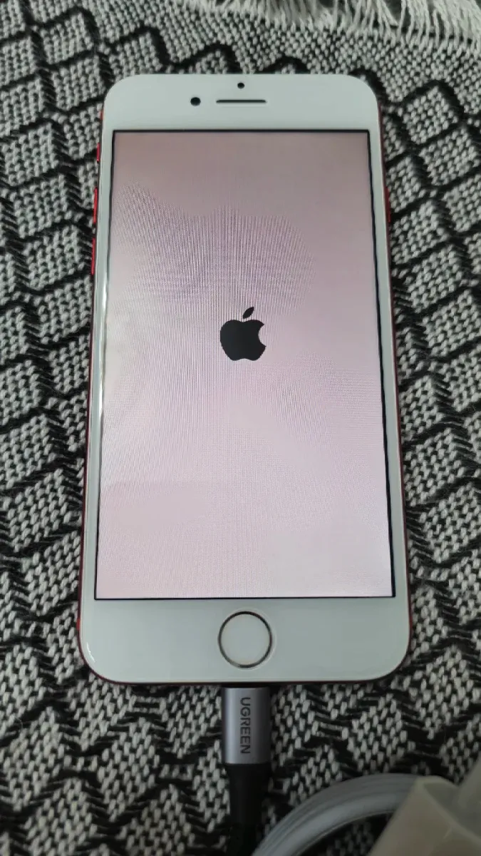 iPhone 7 RED 128GB afbeelding 4