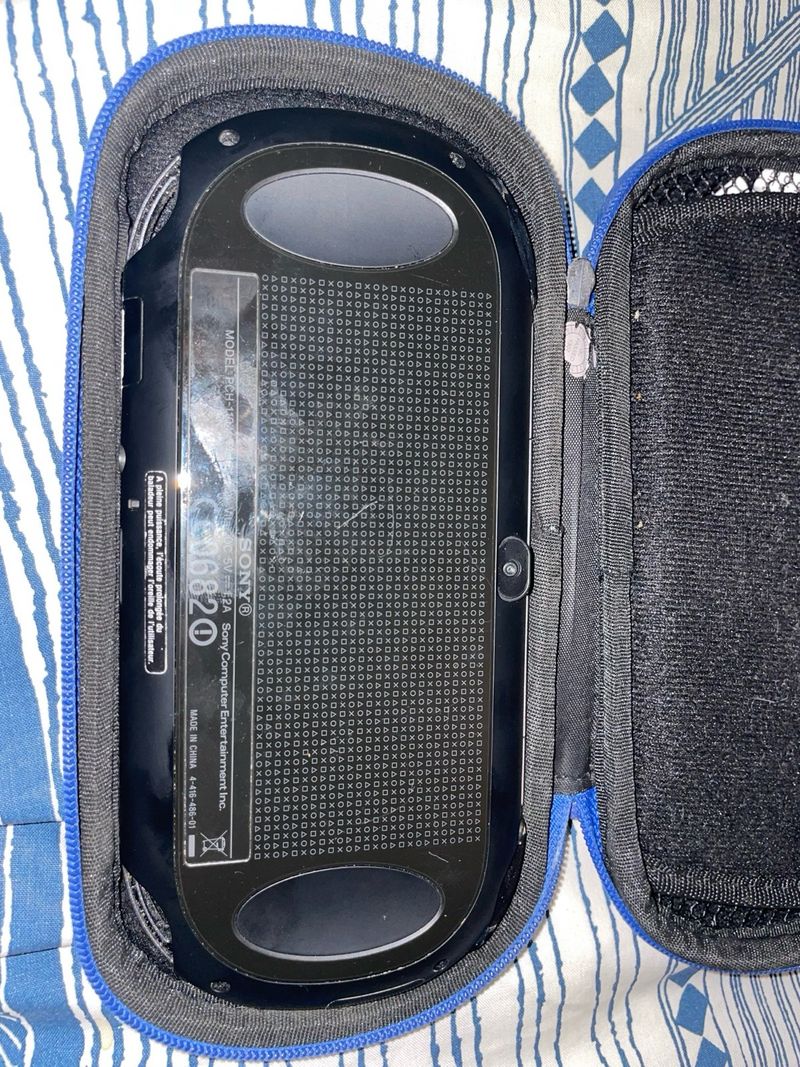 PS Vita Sony Negra afbeelding 4