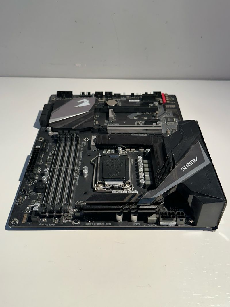 Placa Base Gigabyte Z390 Aorus Elite afbeelding 6
