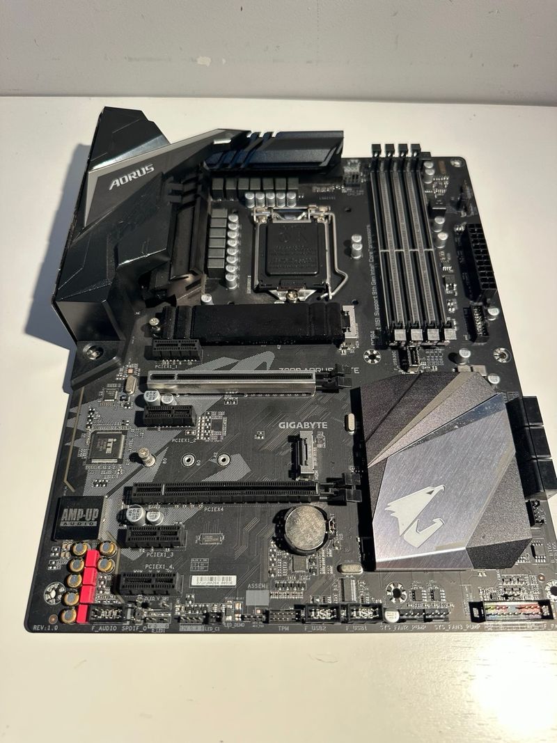 Placa Base Gigabyte Z390 Aorus Elite afbeelding 3