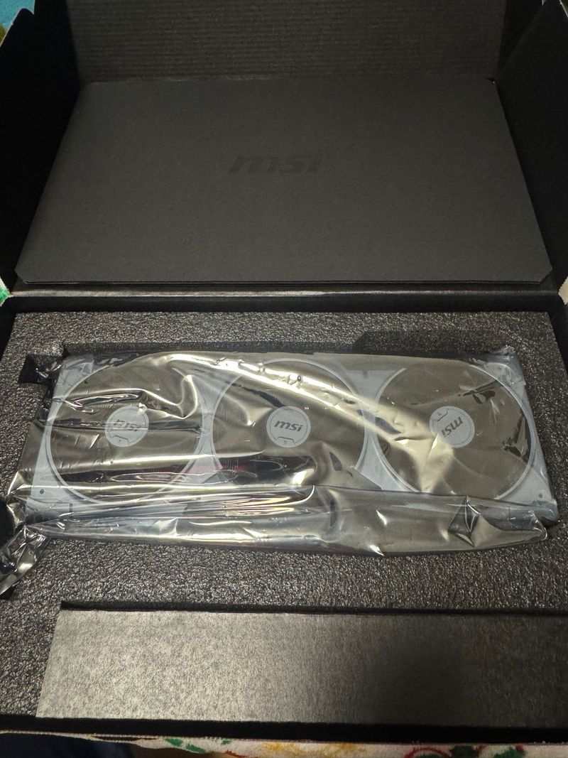 MSI RTX 5080 VENTUS 3X OC PLUS 16G afbeelding 3