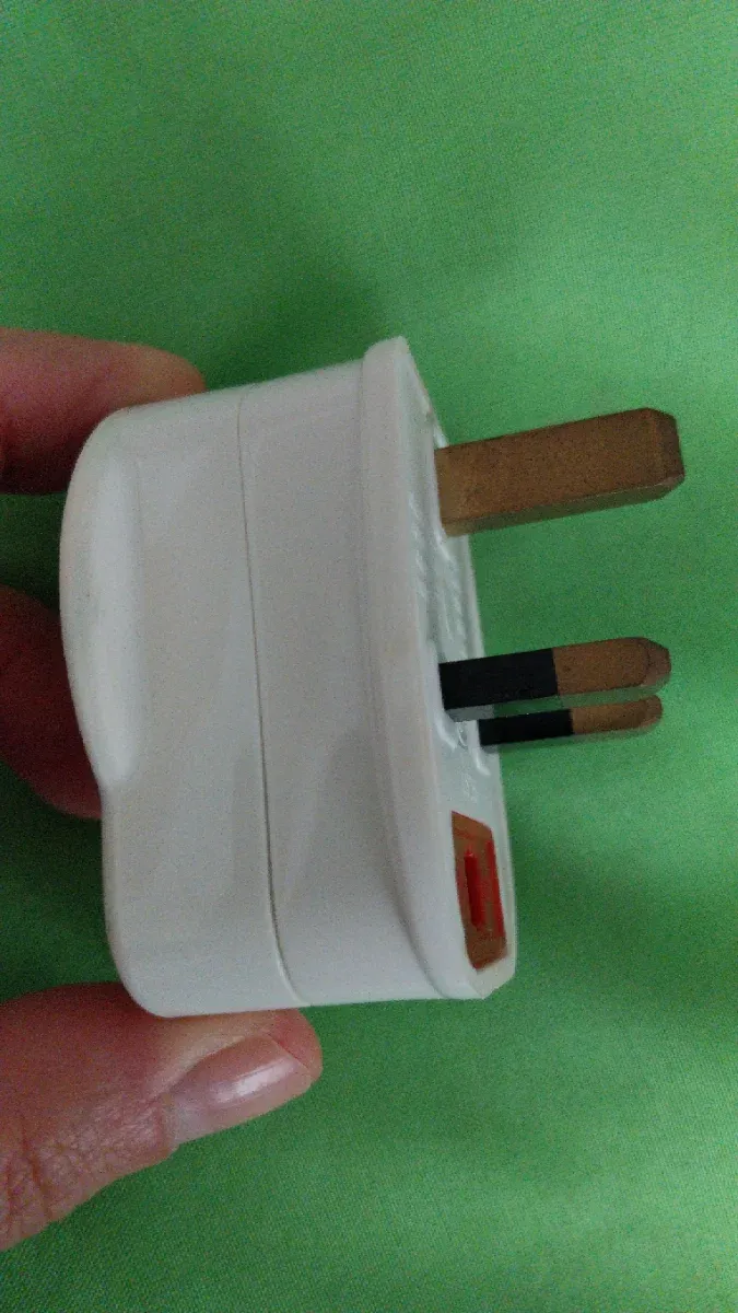 Adaptador de enchufe Reino Unido Boots 13A afbeelding 2
